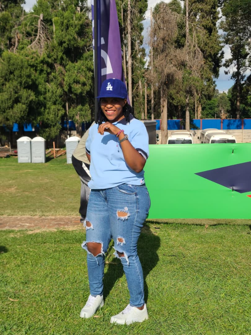 Tracey celebrating completing a run with Glen Striders